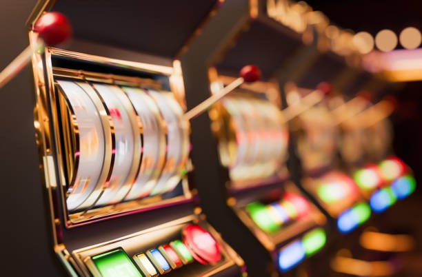Live blackjack table with multilingual dealer and betting interface