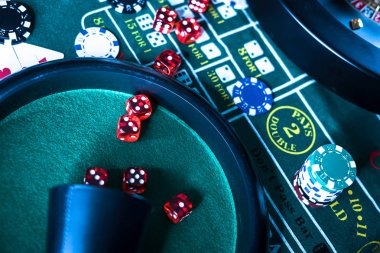 Quickspin slot game reels showing bonus trigger and expanding wild symbols